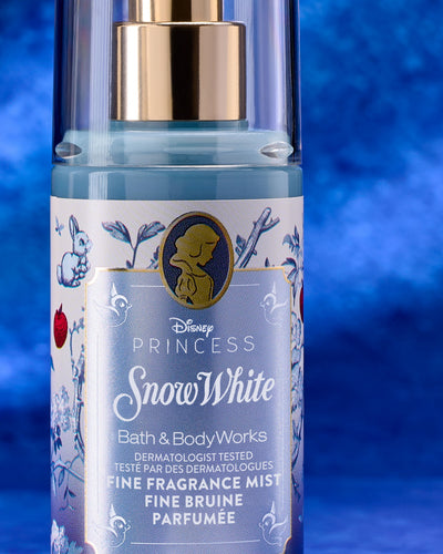 
  Snow White
