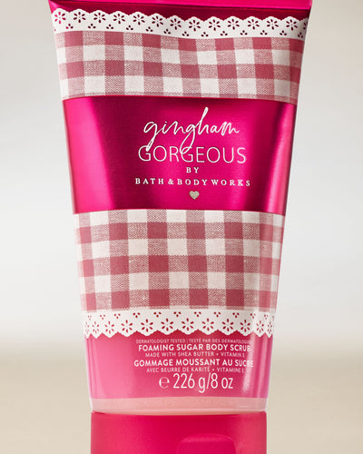 
  Gingham Gorgeous
