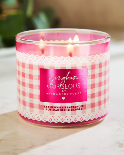 
  Gingham Gorgeous
