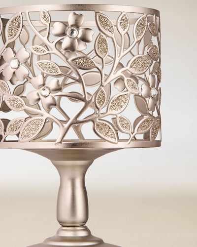 
  Dogwood Pedestal
